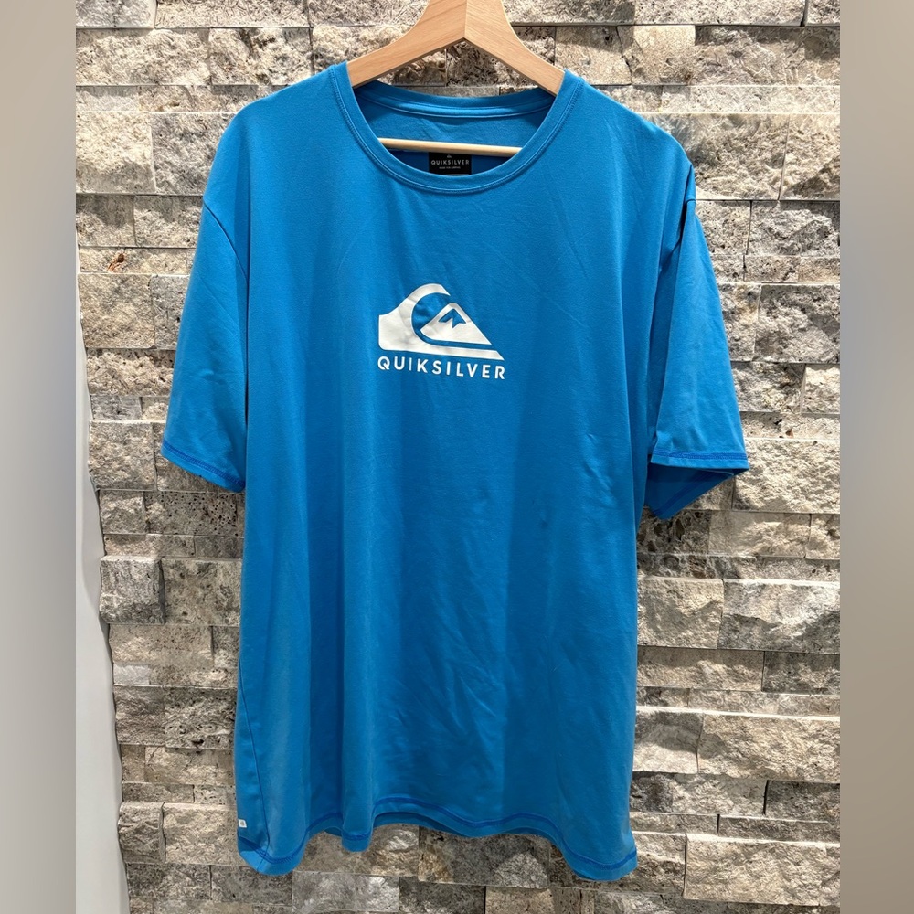 Quiksilver Blue Men's‎ Shirt size XL